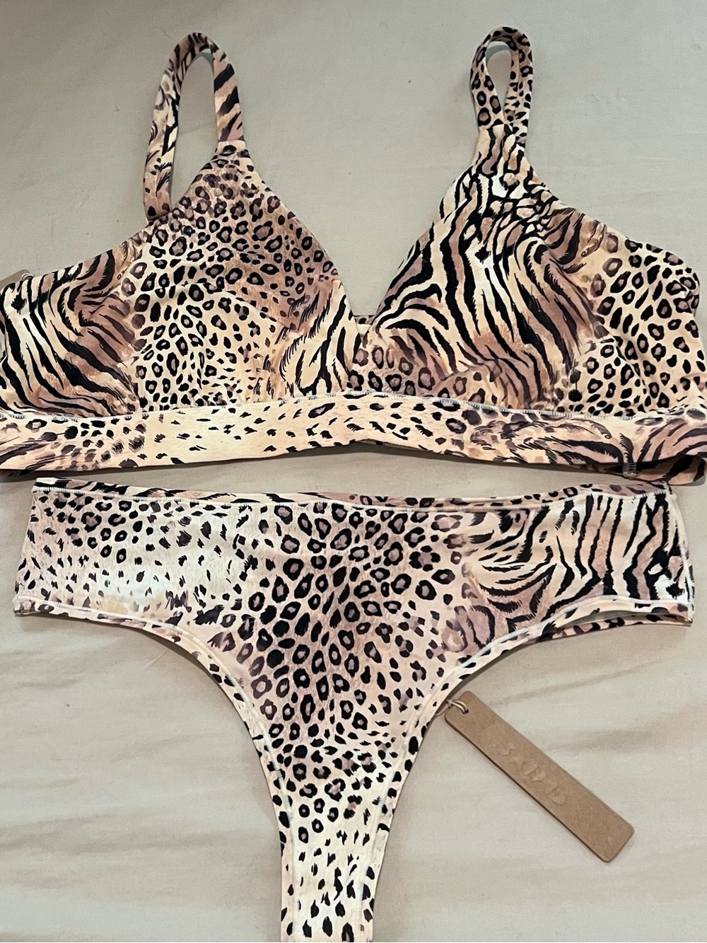 SKIMS Fits Everybody Triangle Bralette & Thong